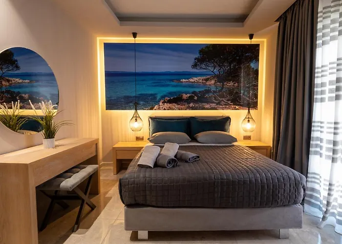 Maltinas * Calcídica