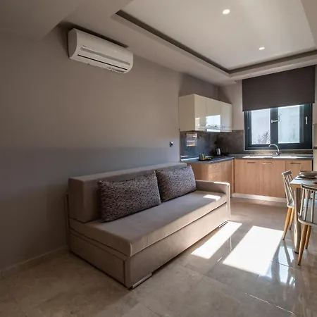 Maltinas * Chalkidiki